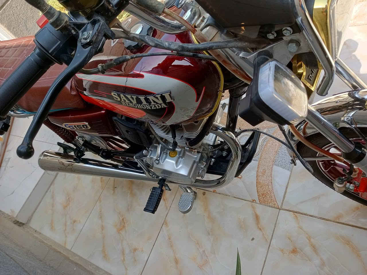 السلام عليكم 

للبيع سافان 24 

محرك 150 
 
مكفولة كفاله عامه اوراق 

ملاحظه بيع فقط 

مكاني بابل محاويل ناحيه الامام 

الاتصال ***********
