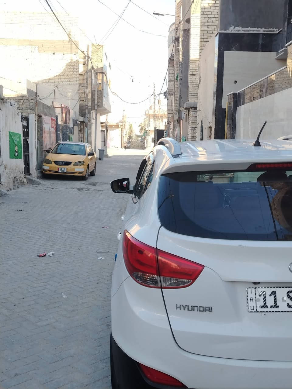 السلام عليكم ورحمة الله وبركاته
توسان ٢٠١٣ خليجي نص فول محرك الفين مكفولة كفالة عامة محرك كير كلشي مكفول عدا شبر صبغ +الدعامية بيها طخة كلش بسيطة تكحيلات كلش بسيطة بيها شخط بسيط +طاحت عليها طلقه بنهايه القماره بجهه الجنطه بسمي السيارة رقم بغداد تحويل مباشر 

السعر : 135 ورقه بيها مجال بسيط 

 العنوان بغداد مدينة الصدر ق ٧١ الرقم ***********
واتساب أو اتصال ماسنجر ما ارد على احد
