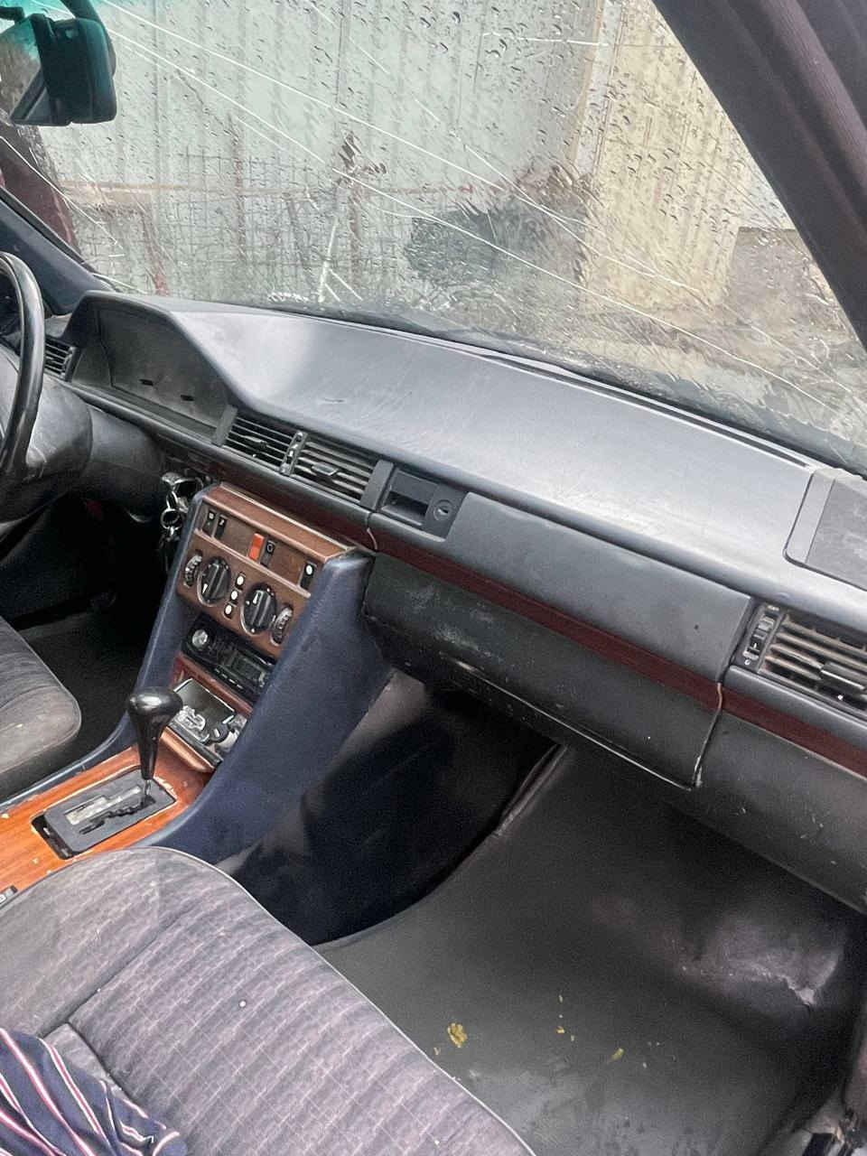 ماردس دب ٨٩موديل باسمي رقم بغداد السعر ٥٠ وبيهة مجال ديالى المقدادية ***********
