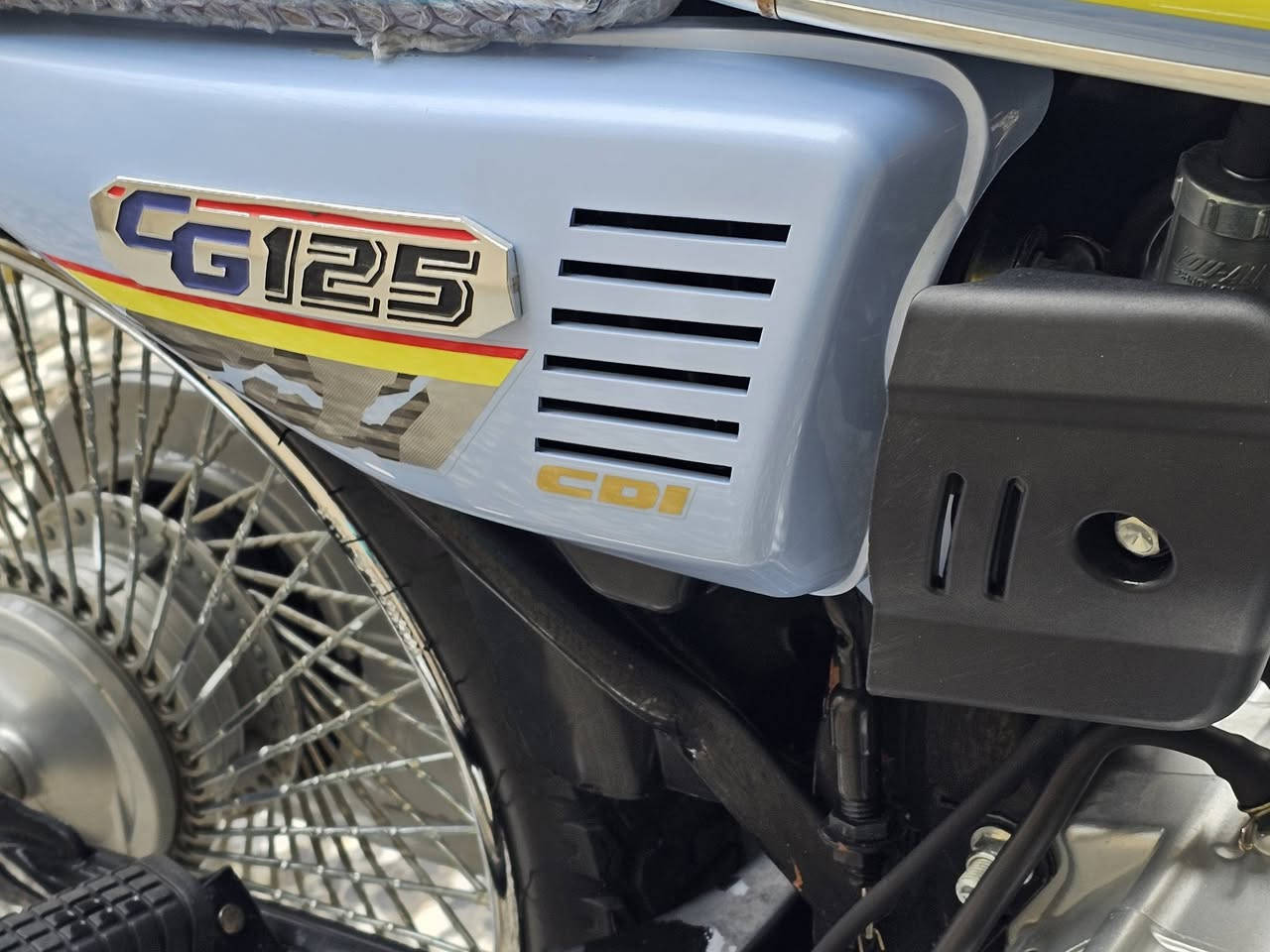 السلام عليكم سونك 2024 أربعة كير محرك 125 دراجة نضيفة اوراق كاملة دراجة ممفتوح بيهة برغي ونضافتهة كدامكم كهربائيات كلهة شغالة محرك أخرس صالنصة كاتم ما بيهة اي نقص مكاني بغداد الحسينية رقم ***********
