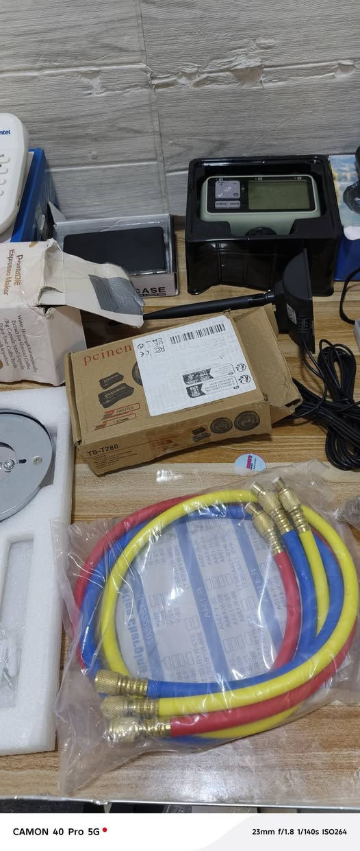 متوفر شلعات بيع امزون 
هاي الاغراض + يجي وياها احذيه عدد 4
السعر خاص.


**إذا كنت صاحب هذا الإعلان وتريد حذفه لأي سبب، رجاءا أرسل رسالة إلى الدعم الفني**