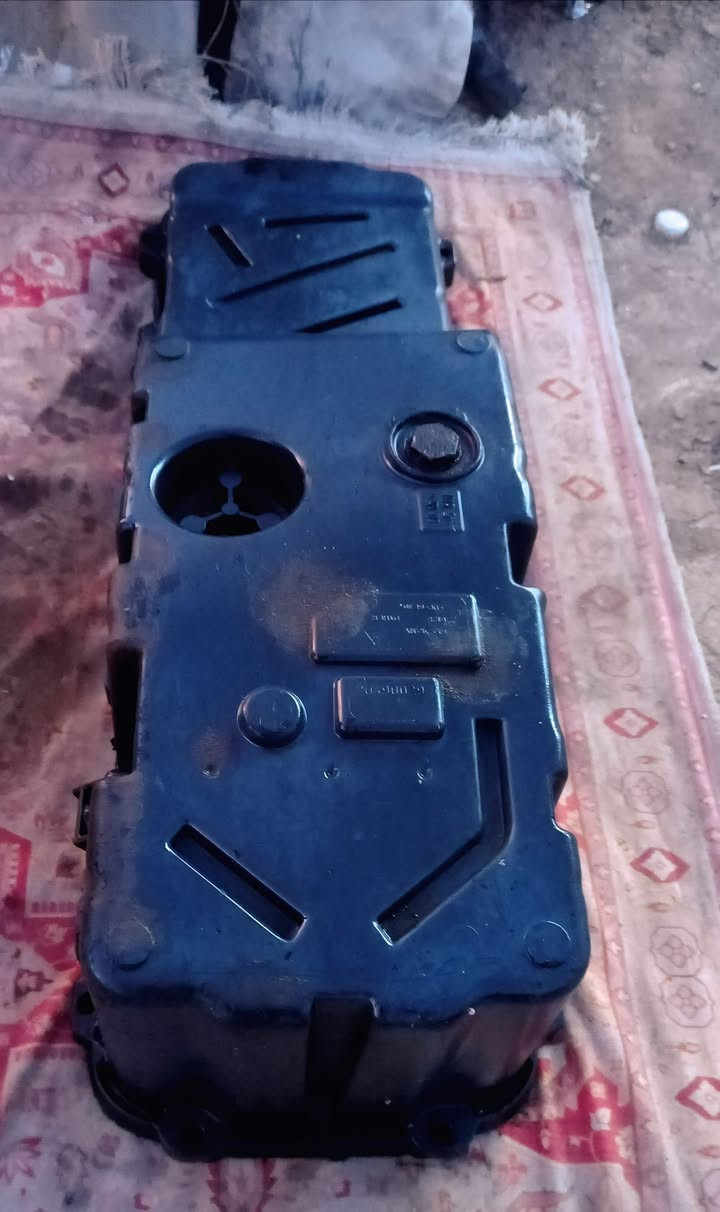 قبق وكيس بلاستيك مال  رينو 2006 مكينة 450 مشترك

(سعرهن 200 الف) قبق ب120 وكيس ب80 مكان كوت ***********
