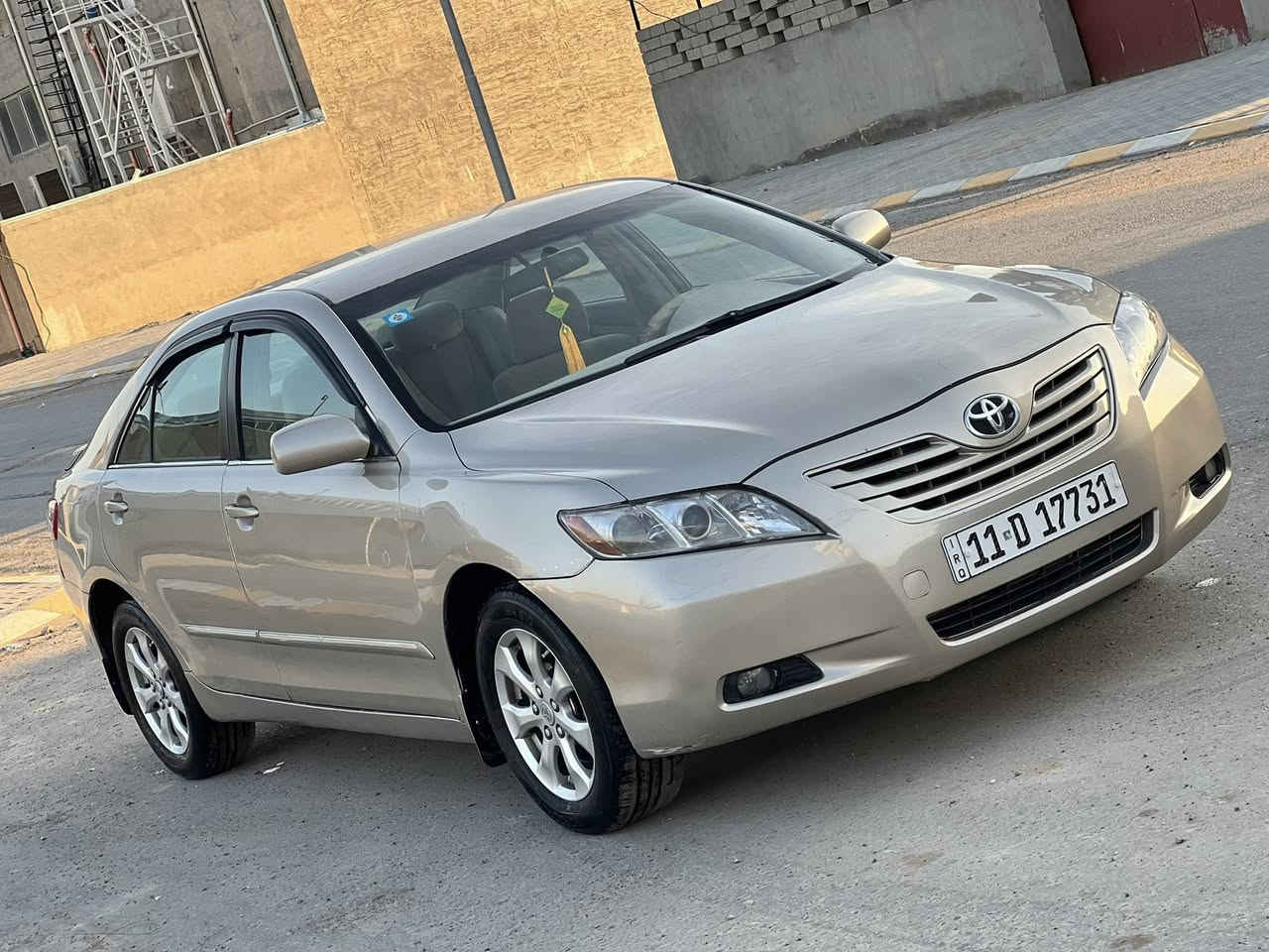 السلام عليكم
للبيع //بسعر 106 مجال جدا بصيط//
كامري //2009 
اللون//ذهبي
رقم بغداد انكليزي سنويه 26هزه 26
شرط التحويل والغرمات 
السياره كلين بدون قطرة صبغ عده مكانين بارد فقط شرط الفحص والسونار 
كير ومحرك شرط بدون تنقيص بدون تبخير بدون رواجز 
جاهزه بدون مصرف كله جديد صدر تخم تاير باتري 
ترايها مال 20 
شاشه ايباد + كشفات 
مكان السياره تكريت القادسيه 
اعتذر الاقصاط والوعده 
***********
السعر//106 مجال جدا بصيط
