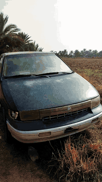 السلام عليكم عندي 
هاي السيارة ميركوري أو نيسان كويست نفسه ونفس الاغراض اريد اسقطه وابيع غراضه الي يريد يتصل على الرقم 
*********** 
موجوده بغداد  بيه تخم تاير نظيف كلش
