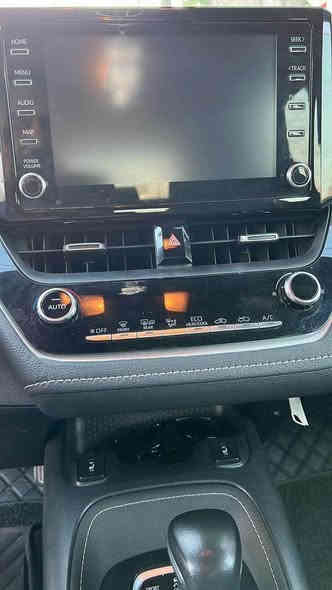 السلام عليكم كورلا هاج باك ٢٠٢٠
السعر ١٣٠ بيها مجال 
حادث جاملغ وبنيد 
فول عدا الفتحه 
السياره رقم سليمانيه باسمي تحول اي وقت 
ماشيه ٥٦الف كيلو مو ميل 
مكينه كير كفاله 
تايرات تخم جديد 
صدر جديد 
بصمه 
شاشه كار بلي 
كير شفتات بلستيرن 
كشنات هيتر 
رادار امامي وجانبي السياره حلوه وع ايدي 
مكانها المنصور وهذا رقم تلفوني 
*********** بغداد
