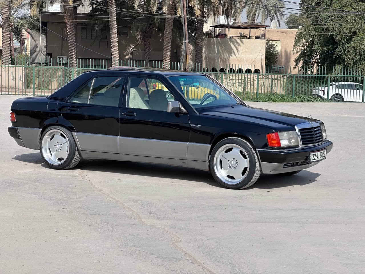 للبيع مارسيدس 190 طيارين موديل 1992 اصل 

اخوان هاي السياره مزوده بل كامل اقره التفاصيل 

سياره عليها محرك 320 غواصه في سكس كامل

كير عادي سبورت سياره صاروخ شلعه ومعدل تخبل 

اكسل قفل 8 براغي تمشي 160 رونك 3 مرتاحه كلش 

تبريد غواصه منضومه بل كامل جديده تبريد ثلج شرط

بصمه تشغيل بلادي ريمونت بصمه بلادي كيجات شغاله

تخم ويل كب تو سايز اي ام جي 17 ويا تخم تاير نكسن اصلي

سيارت كلش قويه وحلوه والف عافيه علي ياخذها متعوب عليها

محرك كير كهربائيات تبريد صدرين تاير ويل كله جديد وكله مكفول
سياره كهربائياتها شرط واير جطل ماكو بيها كلها بلادي وكلوب نقص ما بيها 
السعر 55 ورقه وبي مجال للشراي العنوان بغداد حي الجامعه للستفسار اتصل *********** سياره رقم اربيل بسمي بغداد, العراق
