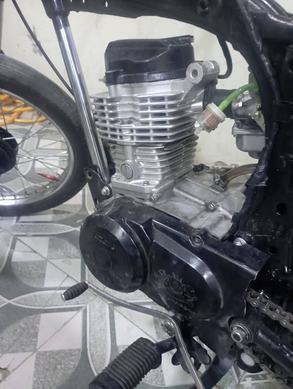 محرك ارشه مديل 20 للبيع شغال مابيه شي عايزه بس تفيلس سعر 140 وبيه مجال مكان نجف ***********
