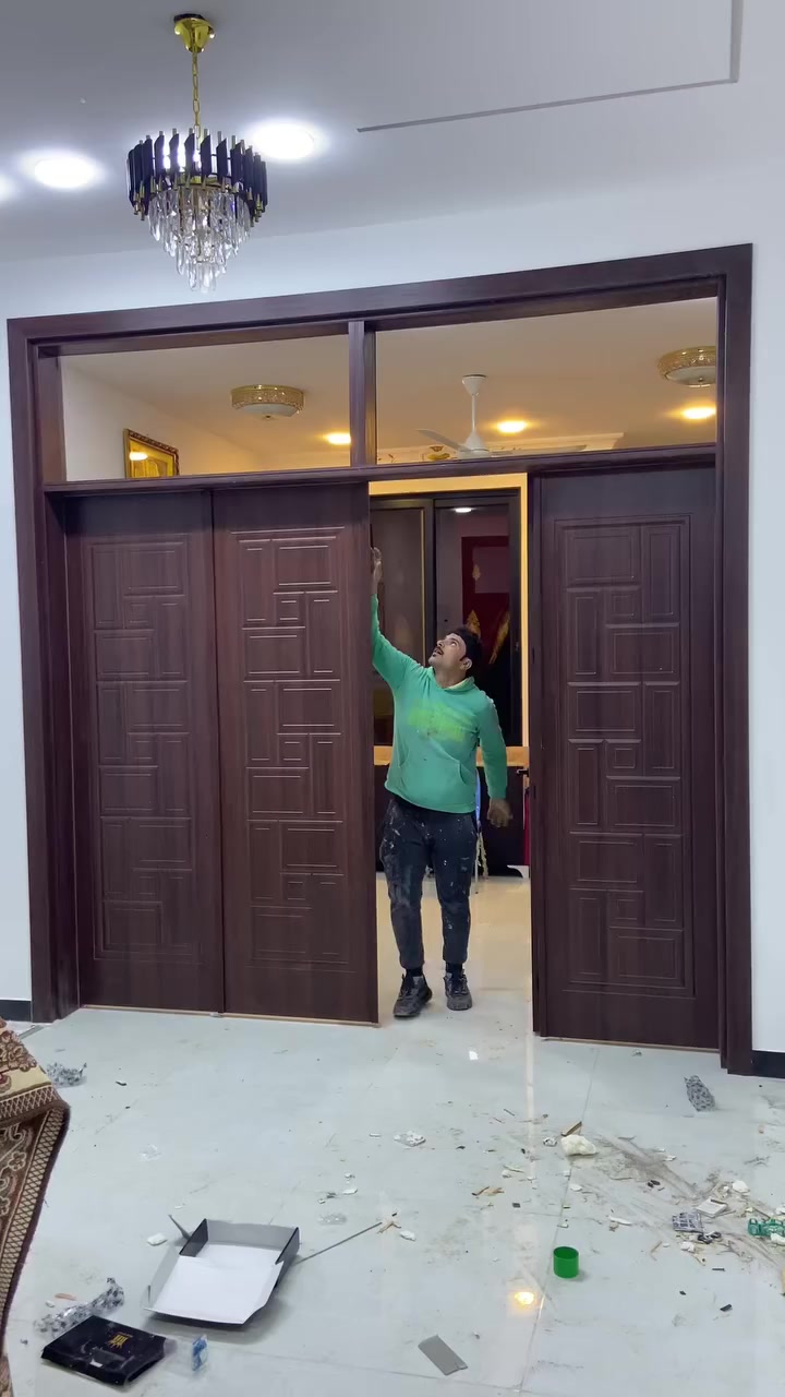 باب دفتري بجوده عاليه تنصيب حافه لابواب داخلي وخارجي***********
