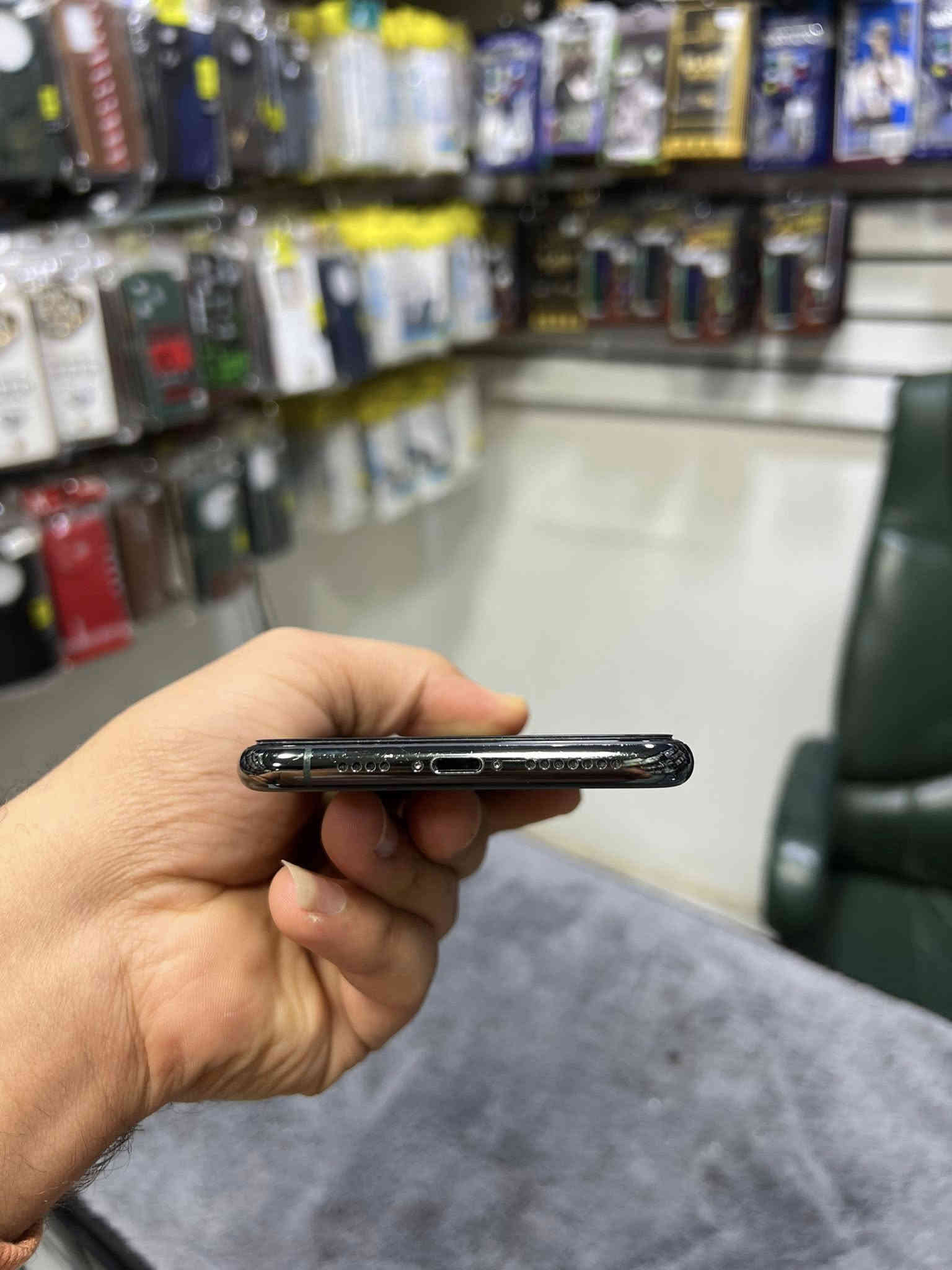 11 بروماكس
ذاكره 256

نموذج M ((تك سيم )) 

بطاريه 98

شرط ما مفتوح 

حيل نظيف 

سعر الجهاز 440 

شراي خاص او اتصل 

***********

***********
