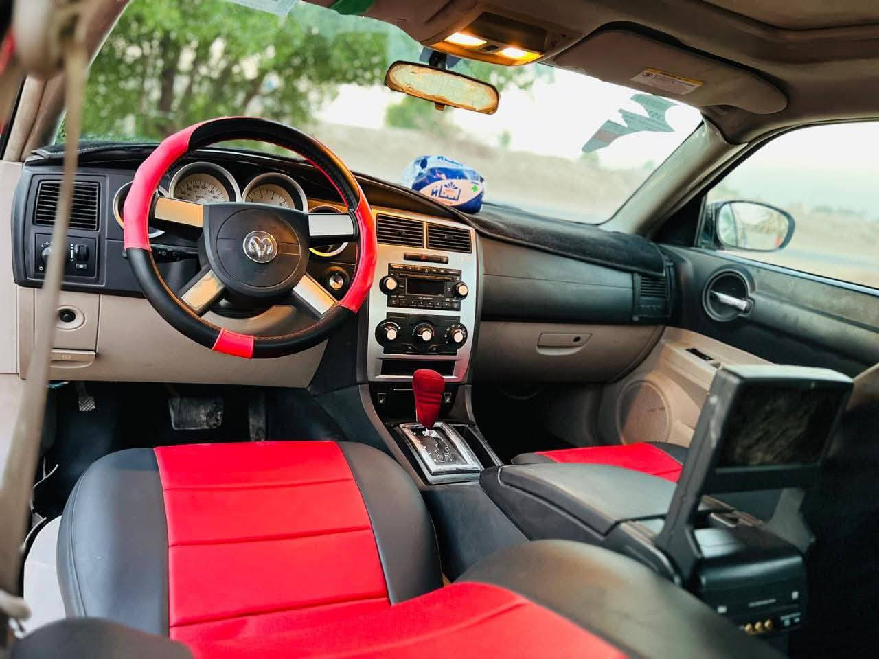 سلام عليكم سياره البيع دوج جارجر مديل 2009 سياره مكينه بل كارتول حداديه 90 بل ميه تواير بل كارتول دواخل سياره حلوه تحكم ستيرن تحكم كشنات لوايت زنون بيه كصه وحده قماره وشقل مضبوط 100بل 100 سعر سياره 46 وبيه مجال قليل رقم الهاتف *********** مكان سياره ناصريه
