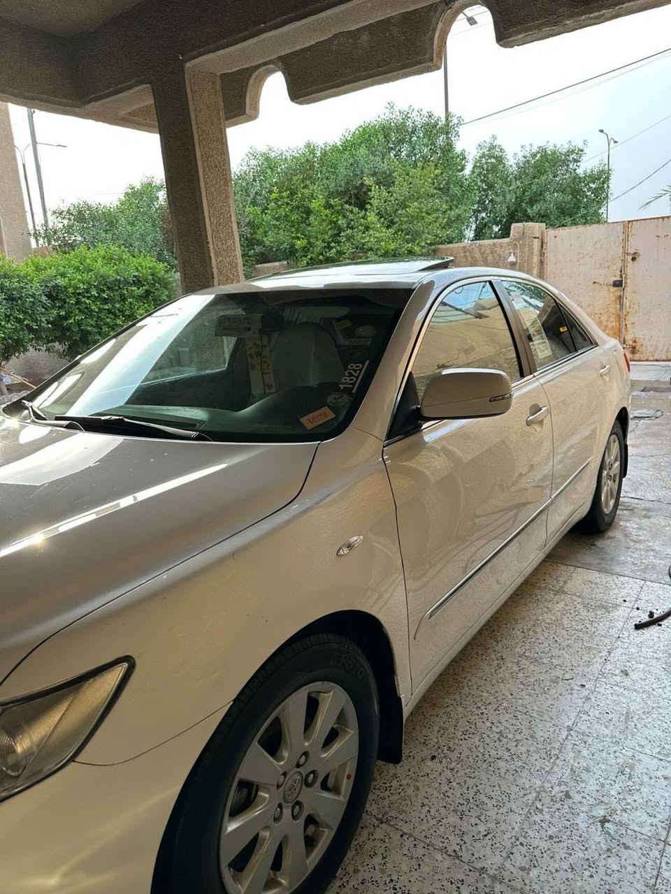 السلام عليكم ورحمة
للبيع كامري موديل 2008
 خليجي  
رقم بغداد  

محرك 4/2400 اقتصادي بشرط لابخار ولاتنقيص 
فول مواصفات اعله فئه 
لون ابيض 
المواصفات   
كير محرك كفاله  صدر أمامي خلفي تبريد ثلج السياره جاهزه خير من الله مال جناي متصرف عليه الف ادامه كامله منضومه تبريد كامله 
السياره بيه باب  الخلفي صبغ فقط بدون ضرر بدون معجون 
السياره جاهزه وحله من الصور  
بيع فقط بدون مراوس بدون وعده بيع نقد 
السياره حلوه متعوب عليه والك شرط الفحص 
مكان السيآره فلوجه 
الاستفسار الأتصال 
***********
غير متواجد ع فيس
