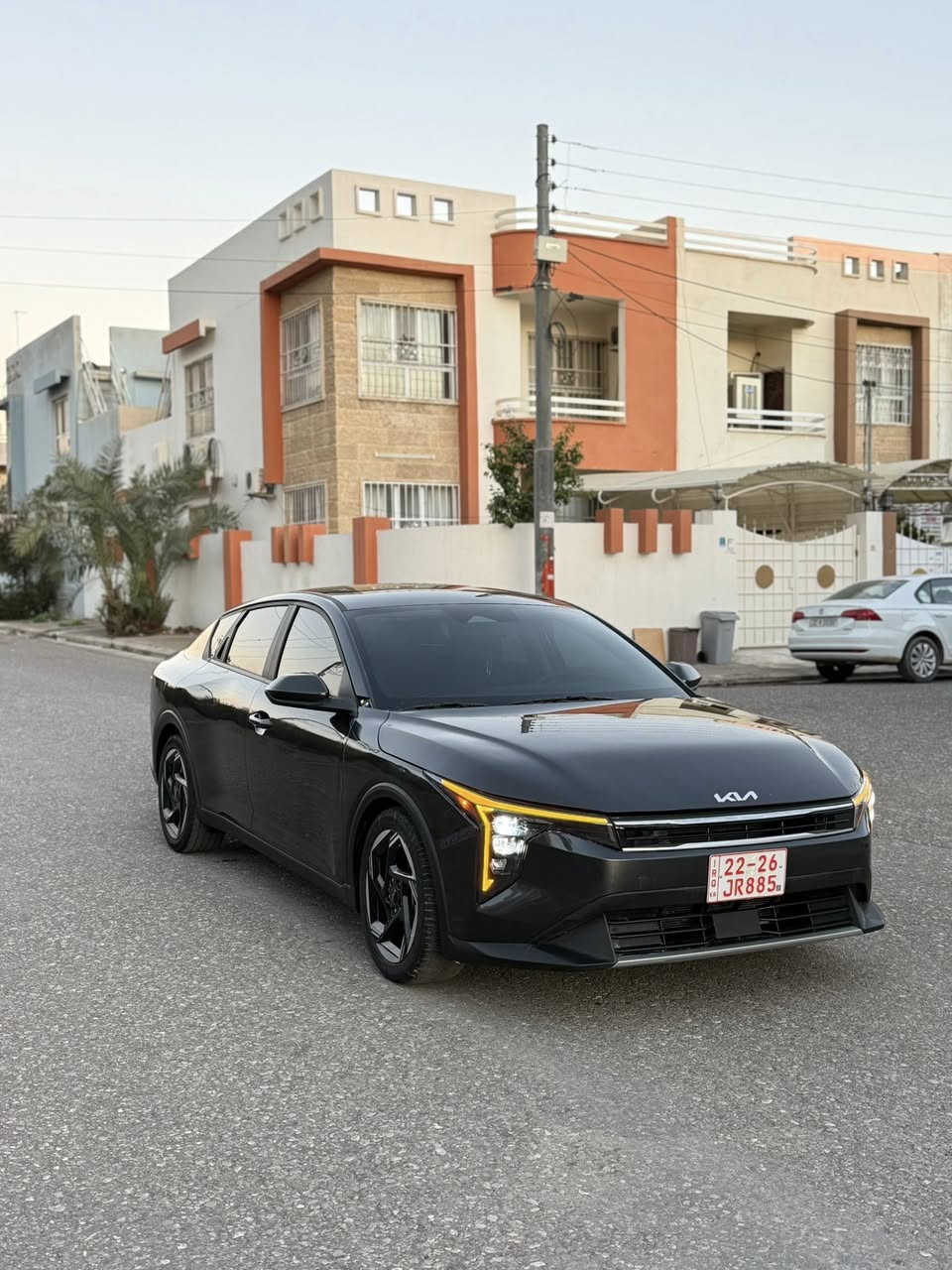 السلام عليكم.            السعر 158وبيها مجال فقط للبيع 👍
السعر 158👉
🚗K4نفطي 
موديل 2025👉
حرك : 2000 دوش المرغوب

وارد : امريكي 
حادث جاملوغ وبنيد 👉
صور الحادث موجودة داخل المنشور👉👍
ايرباك استيرن 
مواصفات  EX

1_بصمة 🚗

2_تشغيل عن بعد 🚀

3_ بصمة ابواب 

4_ بصمة جنطه 

5_شاشه متصل حجم كبير 🖥️

6_فول قيادة ذاتيه مع تحديد مسار 

7_فول تحكم ستيرن 

8_تبريد متصل مع شاشه لمس 

9_منافذ شحن خلفية 

10_سايد بريك كهربائي 

11_مانع انزلاق 

12_نقط عمياء 

13 _ تحكم وضعيات قياده

14_رادار امامي وخلفي وجانبي 

15_فول حساسات توقف ذاتي 

16_لد امامي مع عدسات زنون

17_لد خلفي 

18_شحن واير لس 

19_كامره خلفية دقه hd 

20_ويل كب بلاد 🛞
21 شحن واير ليكس
 22 تحكمات كامره3 وضعيات
 23 اضويه الداخليه لمس
مكان سيارة اربيل 
الشراي يتصل 
👉***********
***********📞
