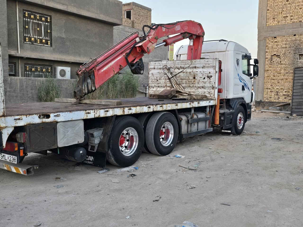 سكانيا 2001 للبيع سياره جديده سنويه كرين فاسي 2003 سبع سلايتات اربعه هيدروليك ثلاثه يدوي كرين بكره سحال مزوج مكينه وكير وحداديه وشاصي باج بطن بدي ماموت الماني مع الصفاحيات سياره كير عادي
(***********

سكانيا 2001 للبيع سياره جديده سنويه كرين فاسي 2003~~ 10 طن سبع سلايتات اربعه هيدروليك ثلاثه يدوي كرين بكره سحال مزوج مكينه وكير وحداديه وشاصي باج بطن بدي ماموت الماني مع الصفاحيات سياره كير عادي
