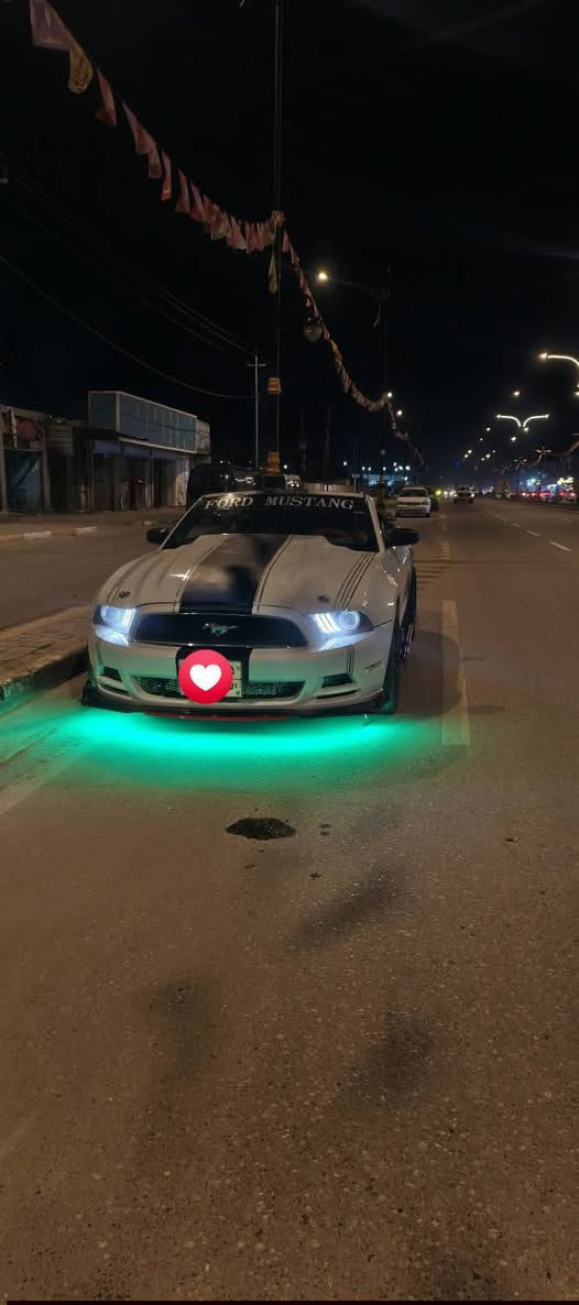 فورد موستنك موديل 2012 كشف 
مكينة 3700 مكفوله
كير اوتماتيك مكفول
تبريد شغال ثلج 
شاشه اندرويد
سماعات مضخم
داخلها يخبل الدشبول يلمع لا فطر ولا جراد 
تحكم مري
الكشف يشتغل عالدكمه 
كهربائيات من الطول للطول شغاله مابيهن اي نقص
مدوشم الكشنات احمر واسود
شادلها لحيه شفه حمره
دوسات شفه حمره
لد جوه الدعاميه الاماميه
السياره حيل معتني بيها وتعبان عليها وصارف عليها مثل متشوفون كدامكم
تجي تشوفها و أتطلع المنشور اي شي كاتبه تلكأ عكس الواقع خسارك كروتك روحه و رجعه 
رقم اربيل ب اسمي اني تريد تحويل احولك ثاني يوم او تريد اسويلك وكاله عامه ب اسمك بكيفك 
السعر 75 وبيها مجال بسيط حك الجيه
*********** (ابو ياسر) 
مكاني بابل الحله
