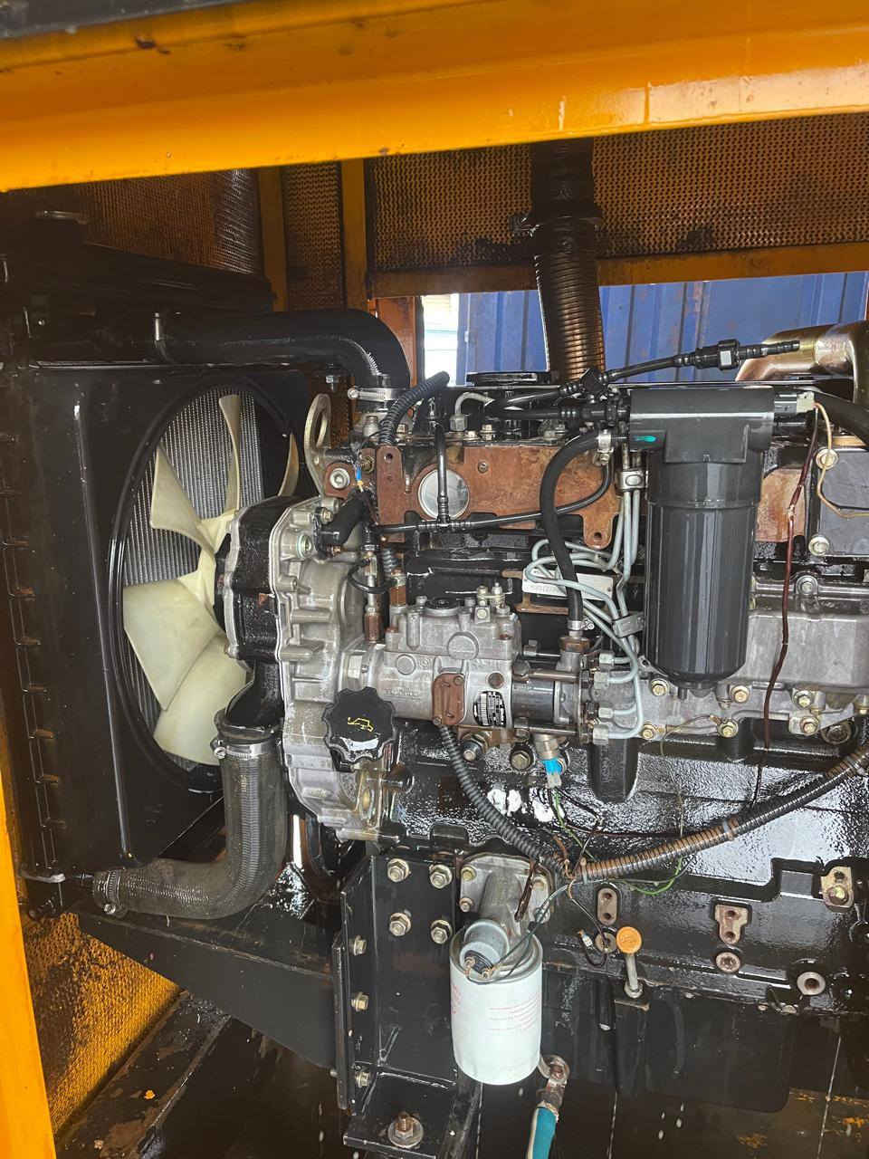 موليدة بيركنس تولد 100kv محرك 105ملم 4 بستن جاهز لاصرف لابخار مامكان اربيل صناعة جنوبية رقم واتس اب ***********
