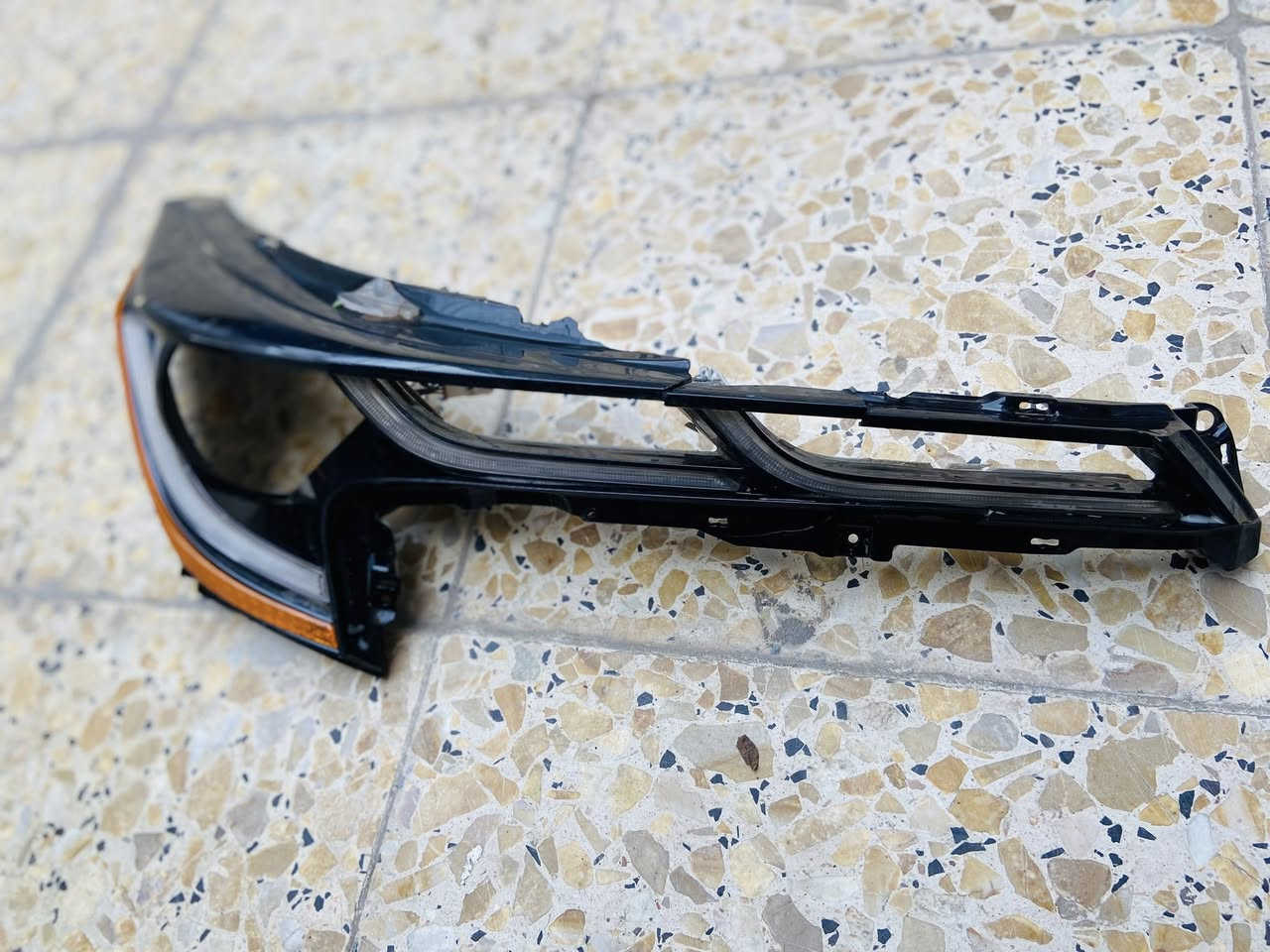 َ
سلام عليكم لد مال امريكي لد فقط جهه الايمنه سعرهه قيم واخذهه 
مكان بغداد سيديه 
رقم ***********
