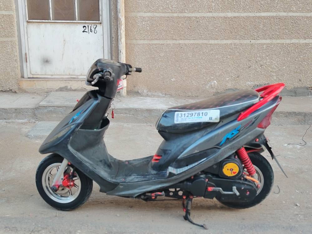 دراجة ماكس للبيع مديل ٢٠٠٦ 
السعر ٧٥٠ الاستفسار  *********** شراي بيهة مجال كربلاء, العراق
