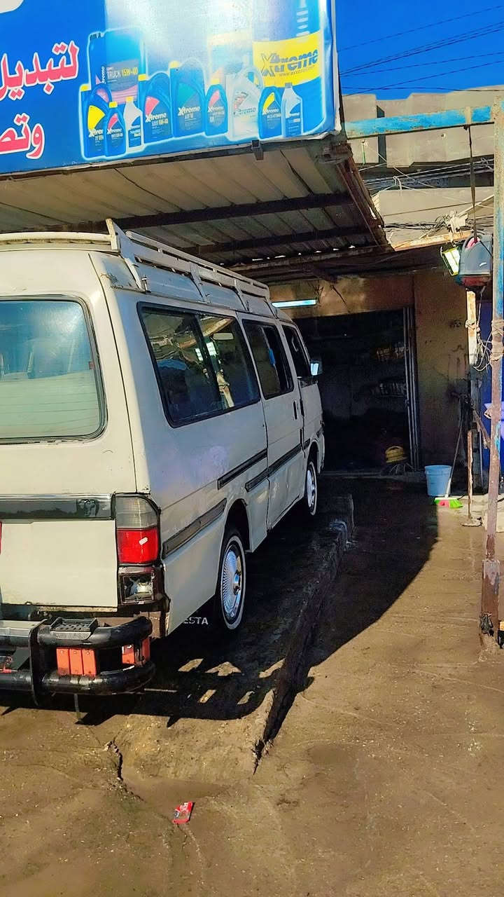 سلام عليكم مازده مديل 93 رقم احمر بغداد راعيهه موجود بكربله يسوي وكاله مكينه جديده كير بس الثالث ما يجي اكسن بي ونه كشرهه حلو كدام عينك كشنات كاعيه حلوات مكاني كربلاء حي العسكري خطهه حي الحر تدخل كراج
سعر 28 
اتصل ***********
