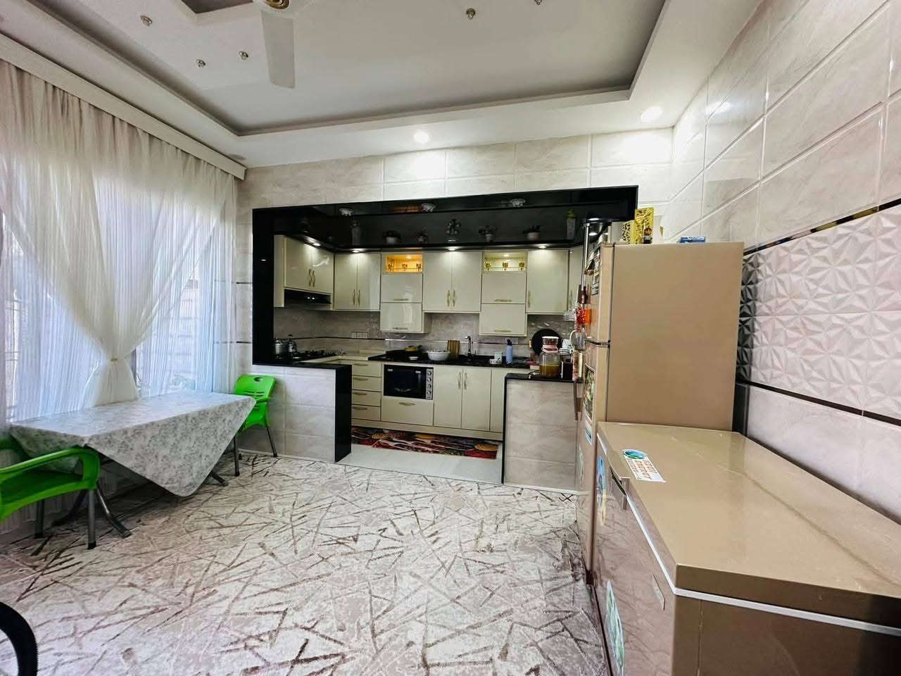 🏦   عروض مكتب بيت الأركان للعقار    🏦

دار للبيع في حي الفلاح الأولى مساحة ٢٠٠ م
 زراعي حق التصرف سند ٢٥ ، اراضي الخيرو .

الواجهة ١٠ م العمق ٢٠ م  تفاصيل البناء حديث 
طابقين الاول غرفتين نوم هول استقبال مطبخ 
الطابق الثاني أربعة غرف نوم وهول وصحيات 
 
موقع الفلاح أولى قرب جامع التقى ومول الشاكرين
🏦                                                    🏦   
السعر على التليكرام https://t.me/alarkan_1
للاستفسار مراجعة مكتب بيت الأركان للعقار 

موقع موصل حي العربي قرب مطعم ماشاءالله 

*********** /  *********** / *********** 🏦
