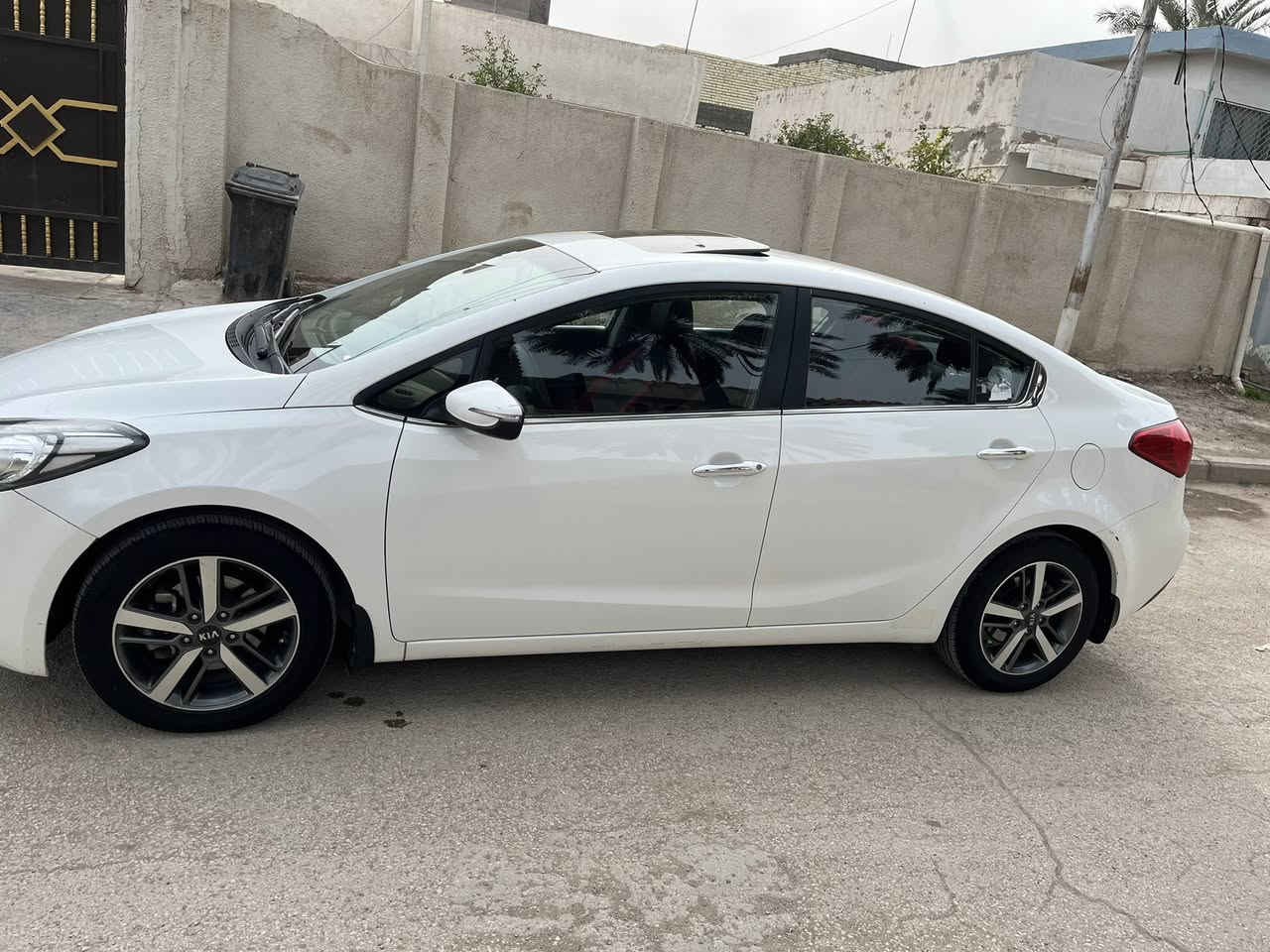 سيراتو 2016 خليجي مكفولة تفاصيل السيارة معروفة وكلشي مبين بالصور مكلف بنشرها معروضة 143 ورقة وبيها مجال بسيط


**إذا كنت صاحب هذا الإعلان وتريد حذفه لأي سبب، رجاءا أرسل رسالة إلى الدعم الفني**