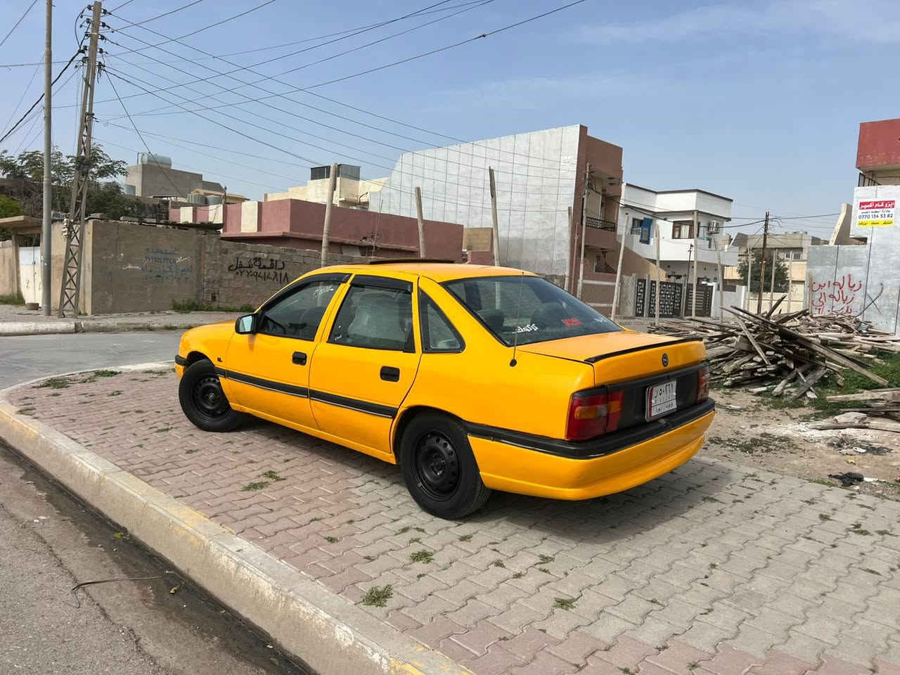 اوبل فكتره موديل 94 حجم 16 قايش عريض رقم كركوك شرط وكاله من الشرعي دفتر بانزين بيها نقابه مصفره سياره جاهزه كير محرك صدّر كهربائيات كله شرط سعر 30 بيها مجال بسيط العنوان كركوك رقم الهاتف ***********
