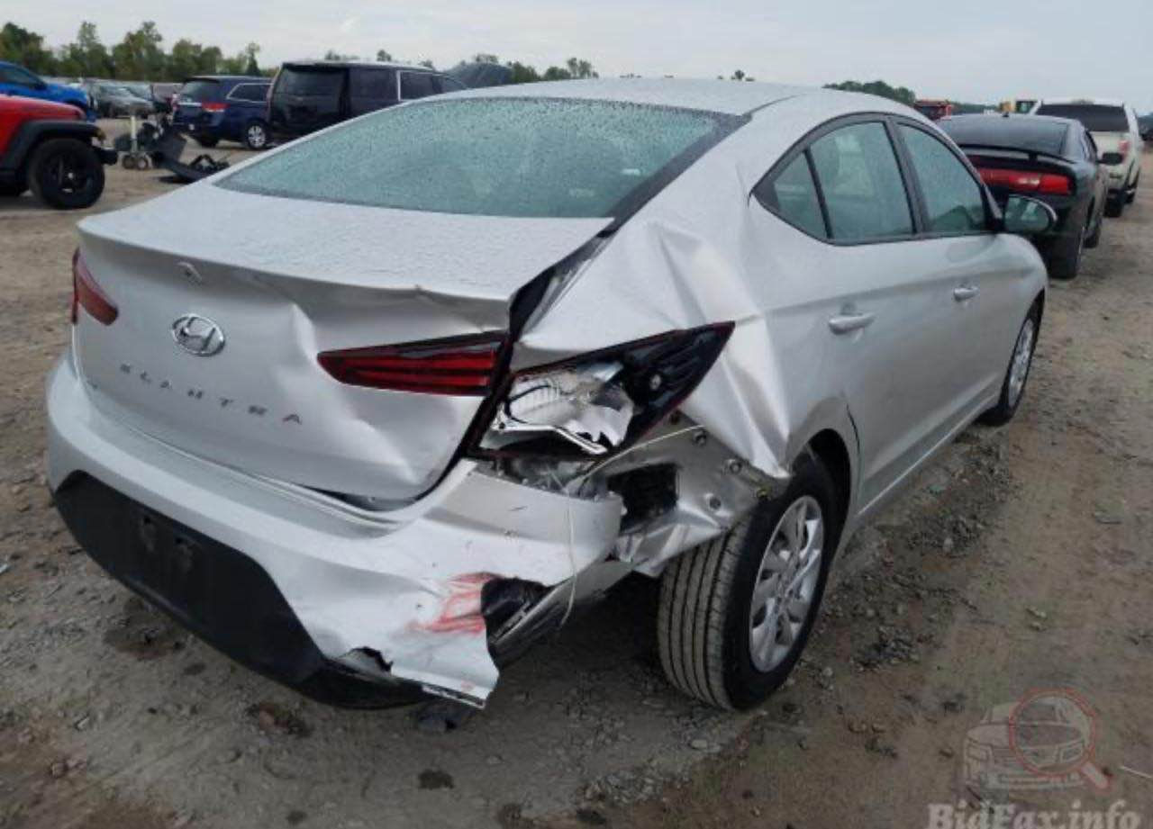 السلام وعليكم إنترا موديل 2019 واريد أمريكي أربيل بسمي بيه خمس قطع بدوان دواخل كير محرك ما مفتوحه مكاني بغداد كميره سعرالسياره 124 وبيه مجال *********** بغداد, العراق
