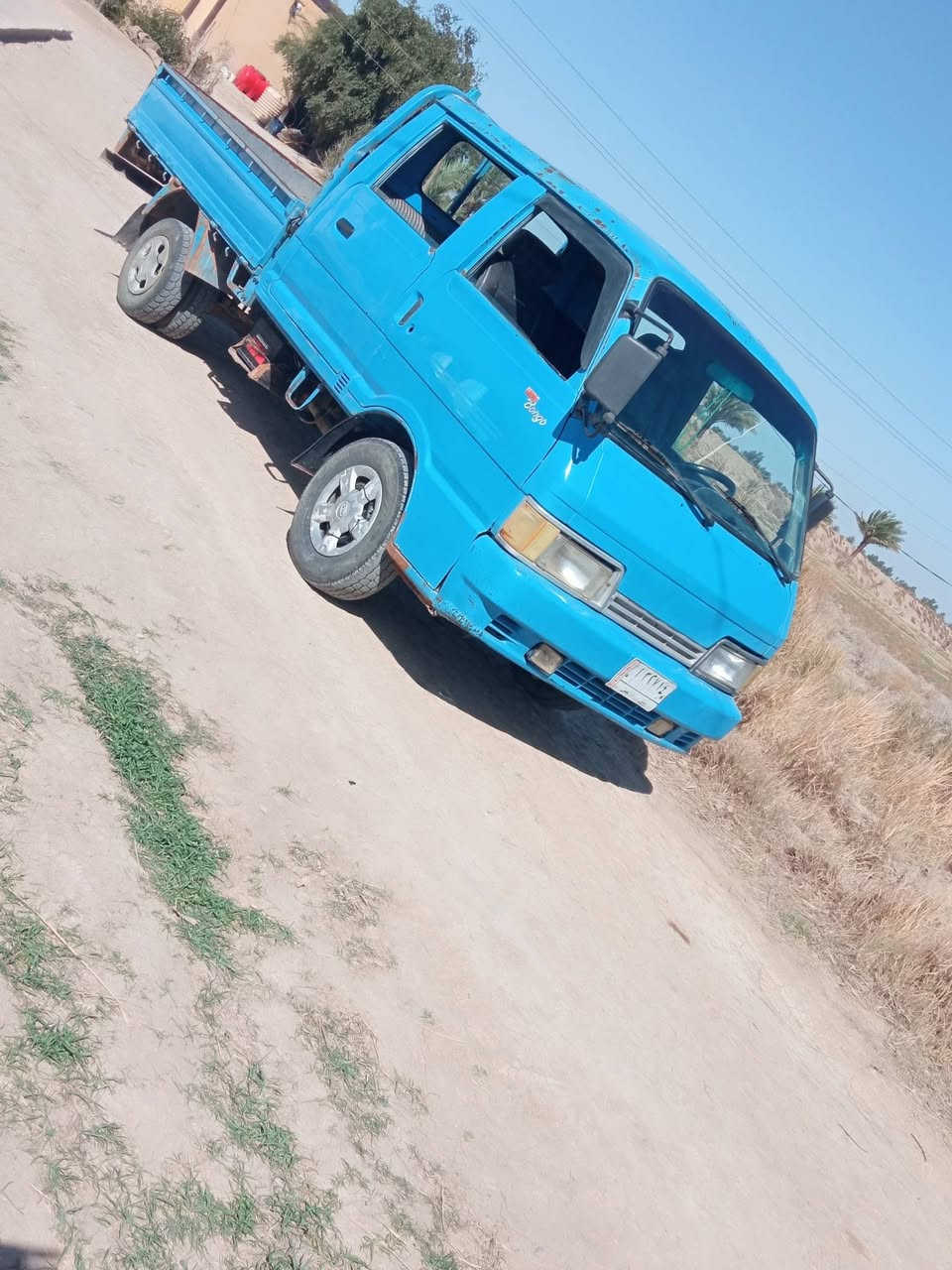 سلام عليكم للبيع كيا حمل موديل 94مكفوله السنويه 2027السعر60المكان بابل الشوملي وتحويل ثاني  يوم السيارة نضيفه كشر حلو السيارا بسمي الشراي يتصل على الرقم 
***********
