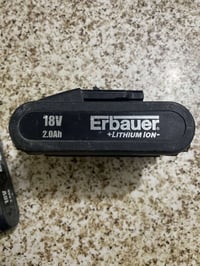 بطاريات • عدد 2 • متروكات