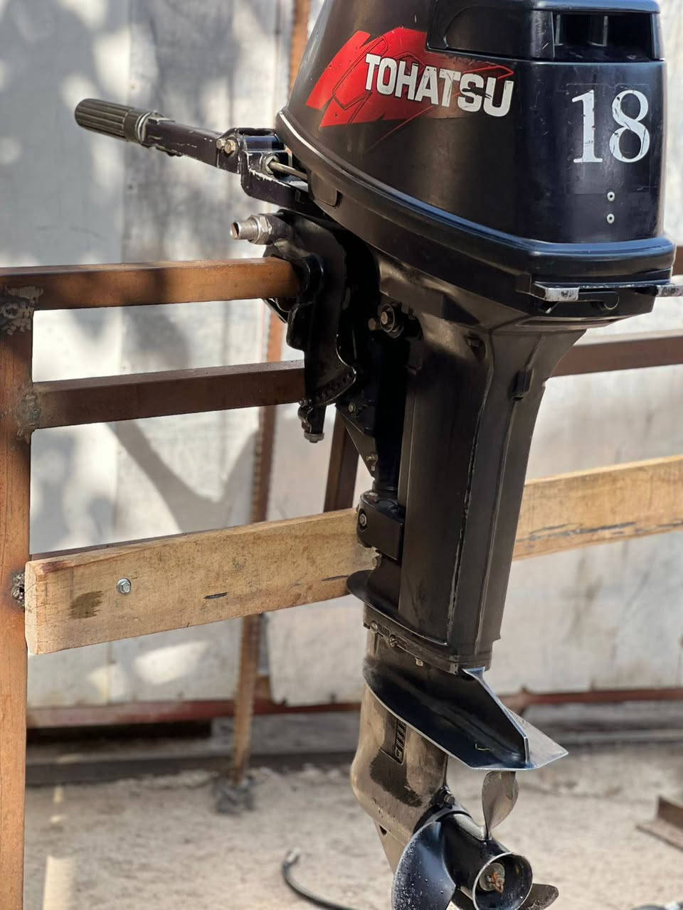 18توهاتسو ياباني مديل 2014
مفتوح بس محرك كامله مكمله 
سعرها 850مع التوصيل 
***********
***********
