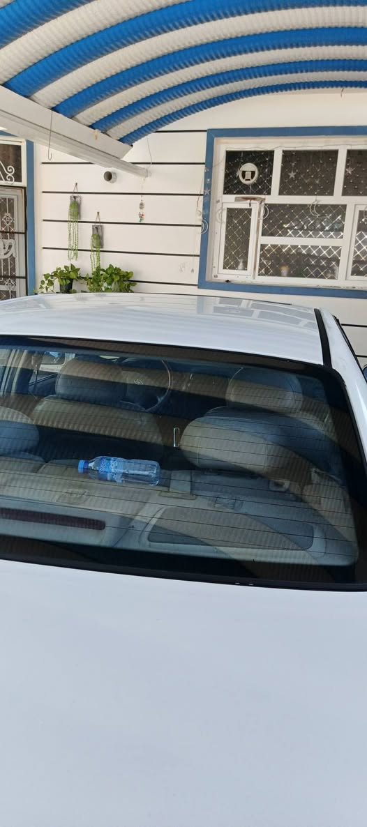 سوناتا وفود وارد ٦ سلندر كشن كهرباء وجلد طبيعي صبغ ٣ قطع فقط بغداد بسمي سنويةل٣٠ سعرها ٧٥ وبيهة مجال قليل للجناية 
ديالى ***********
اللون صدفي مابيهة اي ضربة
