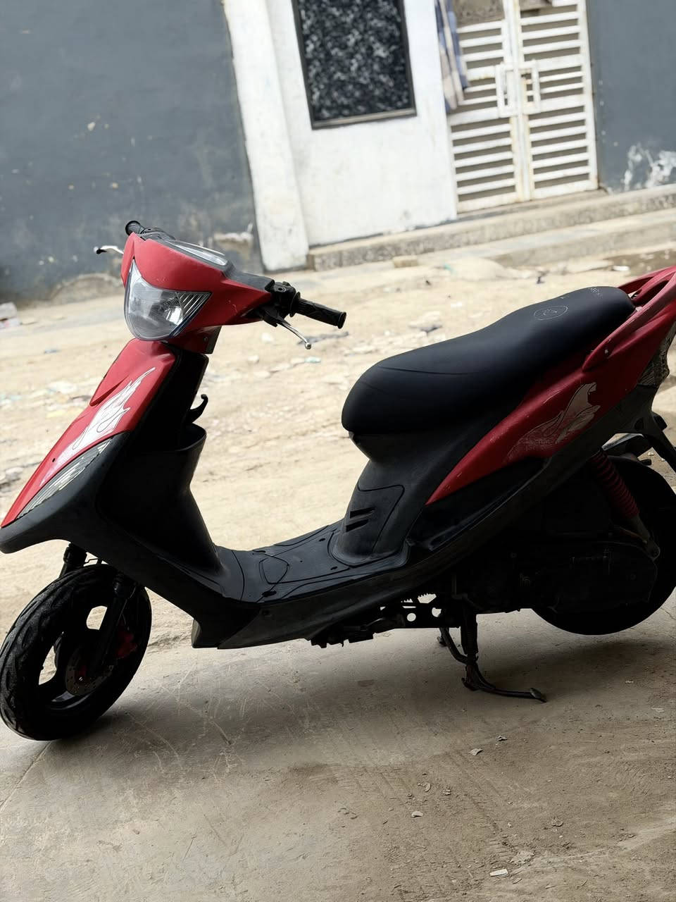 لـلبيع الاسـتفسار خـاص ***********
