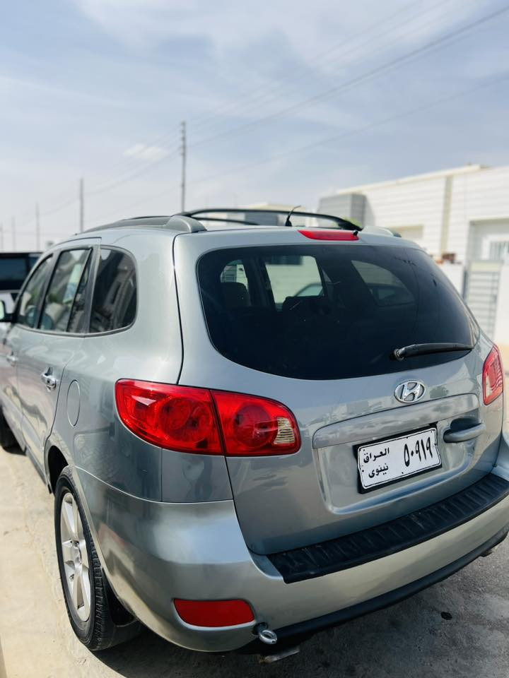 سلاوی خوای گەورەتان لێبێت
هۆندای سنتافی2007
ئام بلاستیک دهۆک
تەبریت بەس غازی نوقسانە
تەنها جاملخیکی پێشەوەی پێوەیەتی لای سەکن 
سەیارەیەکی تابلیی جوانە ماشاءالله 
بۆنرخ پەیوەندی بەم ژمارەوە بکەن 
***********یان ***********

