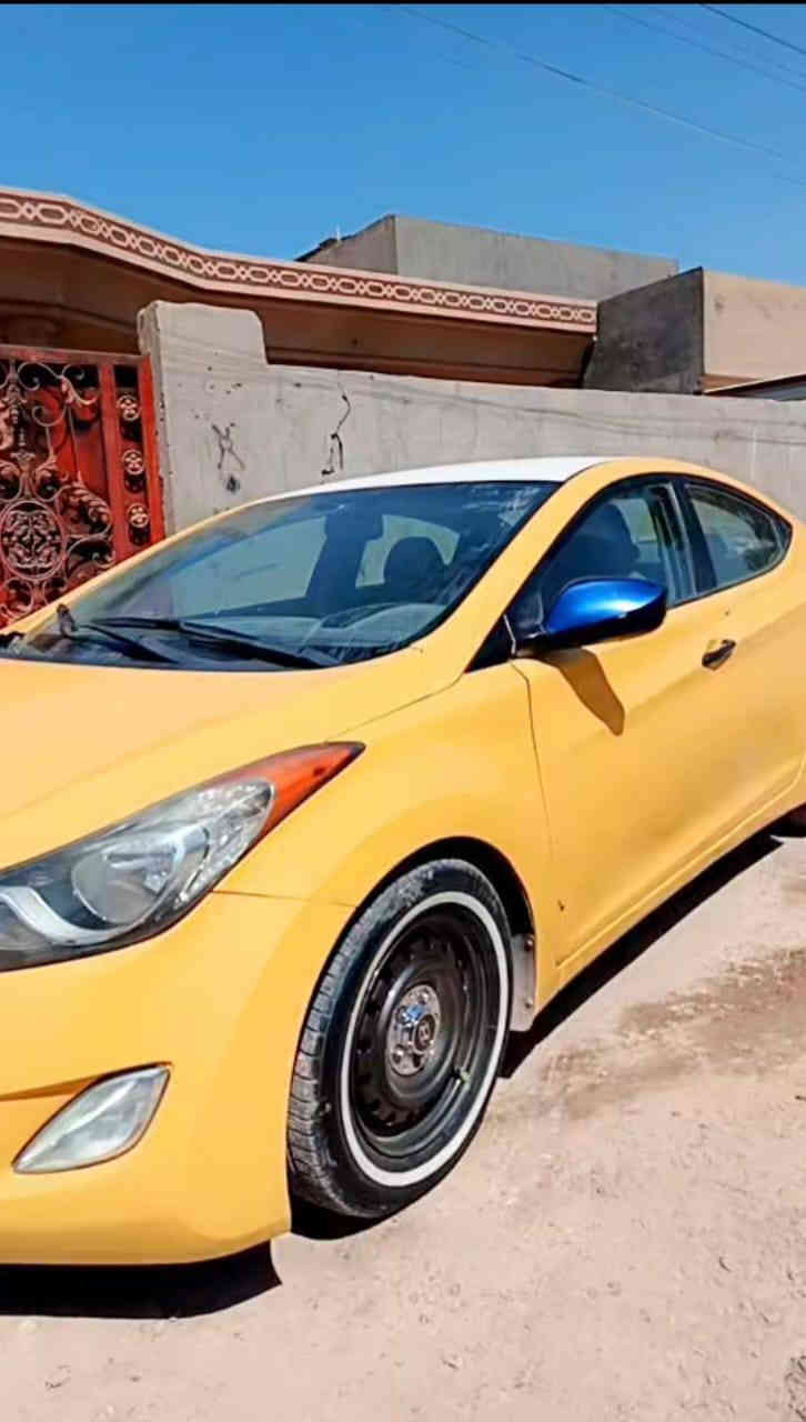 السلام عليكم
انترا 2013 لبيع وارد أمريكي حادثها جاملغ وبنيد والباب خلف السايق سياره خير من الله كيرها مكينتها خير من الله صدرها 50بل ميه معروضة ب90 ***********
