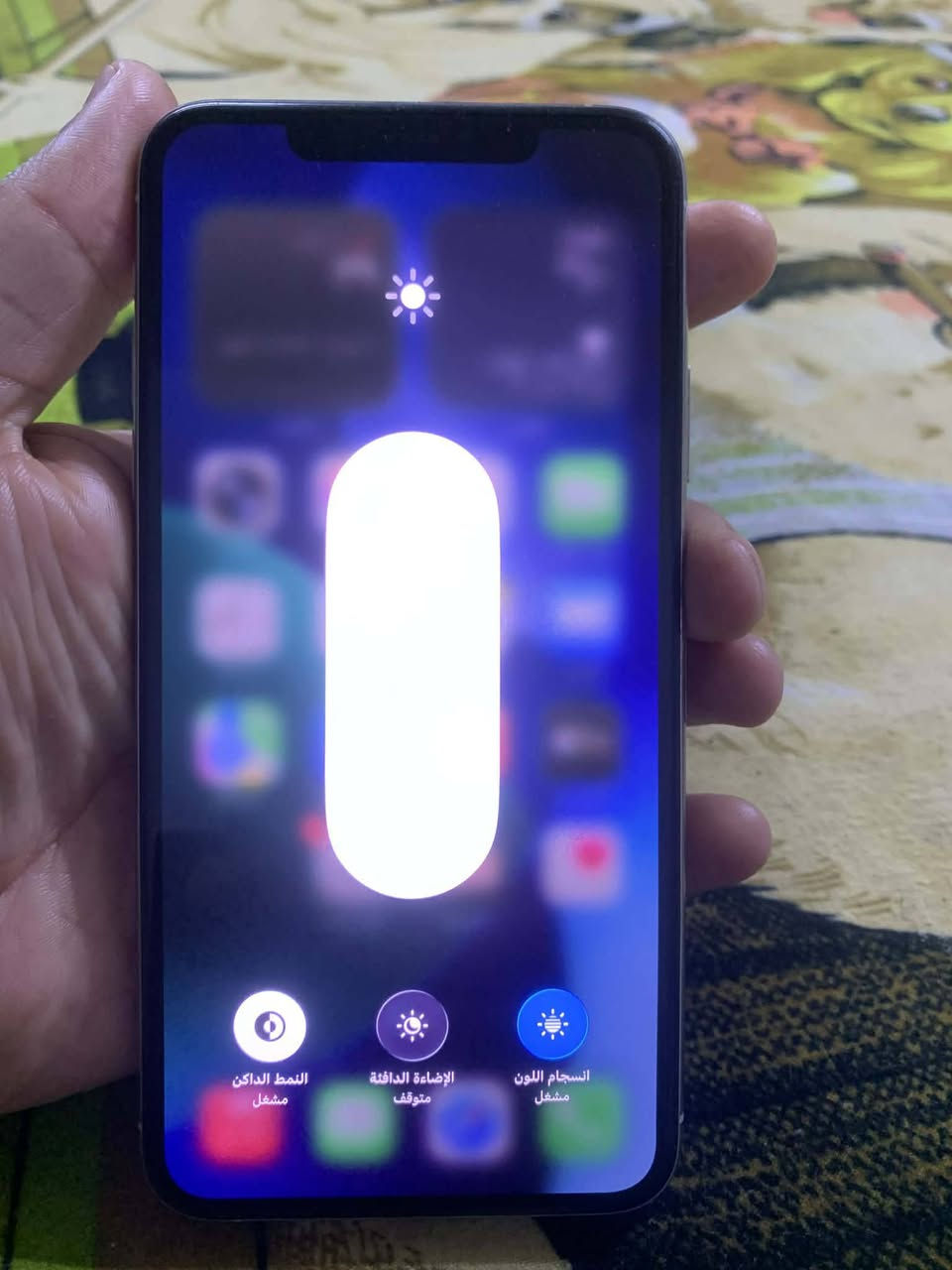 لبيع ايفون ١١ برو ماكس جهاز ممفتوح بي برغي كله بلادي ذاكره٢٥٦ بطاريه ٧٥ نضافه الجهاز ٩٧ بل١٠٠ لاصرف ولاشي ابد السعر٢٩٠ وبي مجال بسيط للاستفسار *********** او خاص
