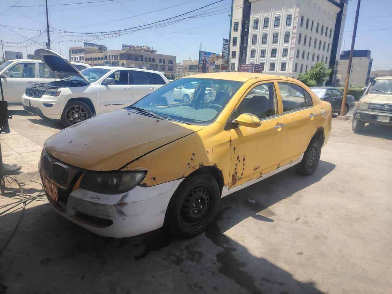 سلام عليكم ليفان للبيع محوره كورلا ١٦٠٠ مكينه وكير كلش نضيفات سياره راعيها ميت اكفلك رسرقه وعشاير سعر ١٣ ورقه مكان بغداد ,***********
