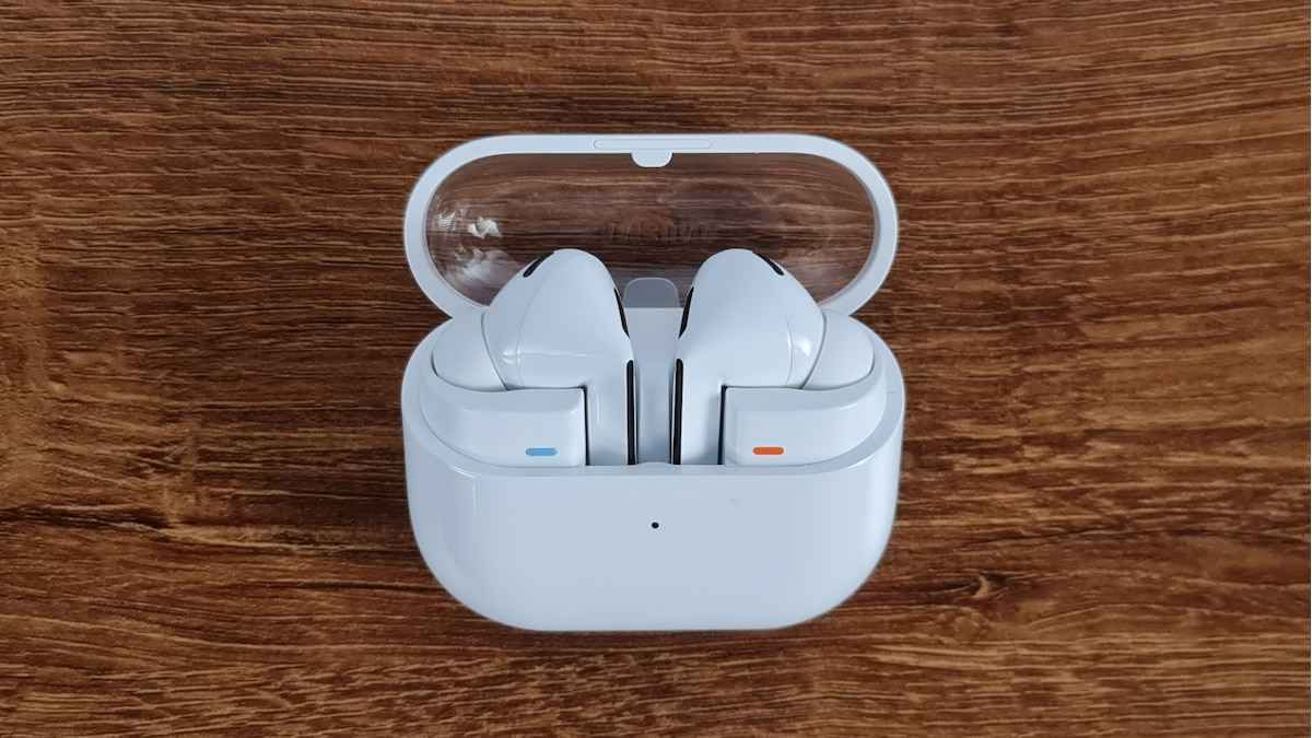 سماعه سامسونك بودز 3 برو 
فقط مفتوحه من الباكيت ممستخدمها ولا مره
ضمان عين الفهد السعر 100 الف قفل من الاخير 
مكاني بغداد حي الاعلام *********** بغداد, العراق
