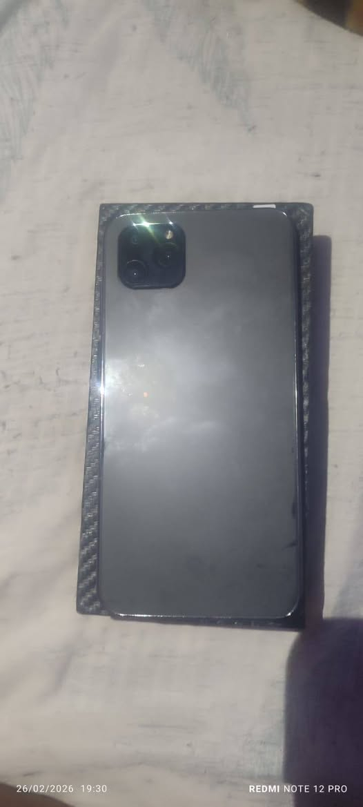 السلام عليكم اخوان جهاز امزون جديد بعده بكبس الشركه ما مستعمل ذاكرة 1تيرا غراض كاملة شبيه الايفون 12برو ماكس مكاني كربلاء حي العامل ***********
