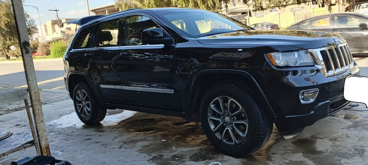 للبيع #فقط 

جيب 2011 امریكی كلین بدون صبغ  سياره جديده بمعنه الكلمه  

سياره مواصفات عتياديه 

تحكم ستيرن 

شاشة ایباد اصلی 200$

كامره خلفيه

تبريد قطعتين 

كشن كهربائي 

وباقي المواصفات المعروفه 

 محرك السياره 6/3.6 بحاله ممتازه 
ماشی 105میل 
عشرە سنە یمی و بسمی و دفتر بنزین موجود 

كير محرك  تبرید   دبل اکسل كله بل شرط  

سعر  السياره عله نضافتها بلاش. 158 و بی مجال کلش قلیل كركوك, العراق


**إذا كنت صاحب هذا الإعلان وتريد حذفه لأي سبب، رجاءا أرسل رسالة إلى الدعم الفني**