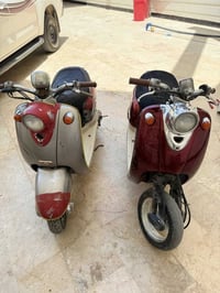 شباب مصريات ثنين للبيع عوزهن بس باتري  كلشي شغال سعر خاص 07814124303