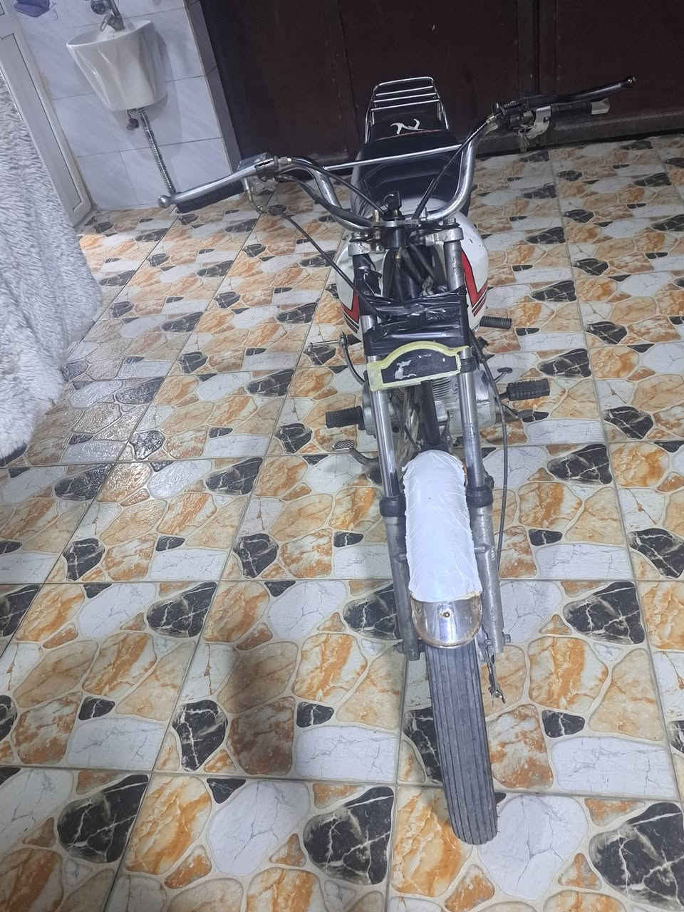 للبیع تایگر 2020 مابی واحد عیب مکینە مابی صوت مابی صرف مکینە صوت نفس ساعە سعر 300بی مجال 
ڕقم واتساب***********
ڕقم موبایل***********
