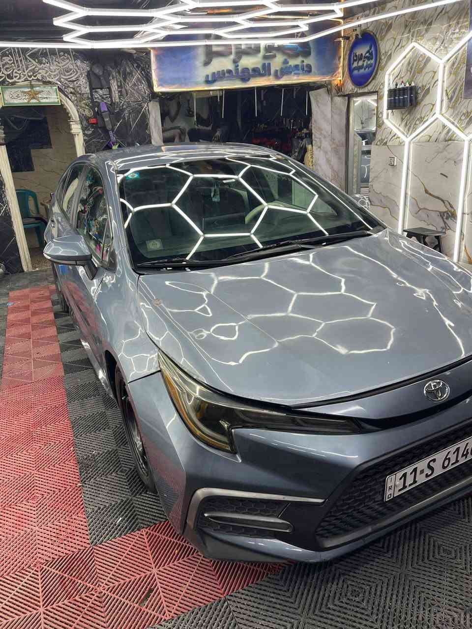 السلام عليكم
كورولا وارد امريكي 2020 le بيه ٣ قطع صبغ
معروف مواصفاتها شاشه كامره بريك هولد 
السياره ماشيه 100 الف وقابل للزياده  السياره حلوه نشطه مناقصه برغي جاهزة من كلشي 
السعر 120 ورقه وبيها مجال
مكاني بغداد الشعب
للستفسار 
***********
