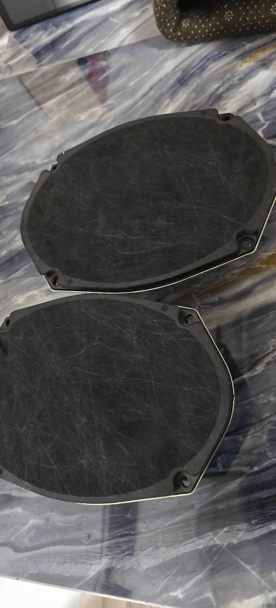 سماعات بيضوي ماركه الباين اصلي سعر الزوج 30 الف ترهم جميع انواع سيارات سماعه مالته بيضوي 
متوفر توصيل جميع محافظات العراق 6


**إذا كنت صاحب هذا الإعلان وتريد حذفه لأي سبب، رجاءا أرسل رسالة إلى الدعم الفني**