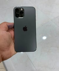 آيفون ١٣ برو ماكس ٢٥٦ • شاشة أصلية ١٢٠هرتز • بطارية ٩٣%