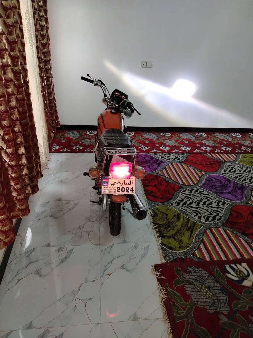 السلام عليكم شباب دراجه موديل 21 اوراق اصولي جديدات بوجهك للترقيم تعميرتهاا كله جديده  ما عايزها برغي السعر 650  وبيه مجال والشراي بيه خير ويدلل والاتصال على هذا الرقم ***********
