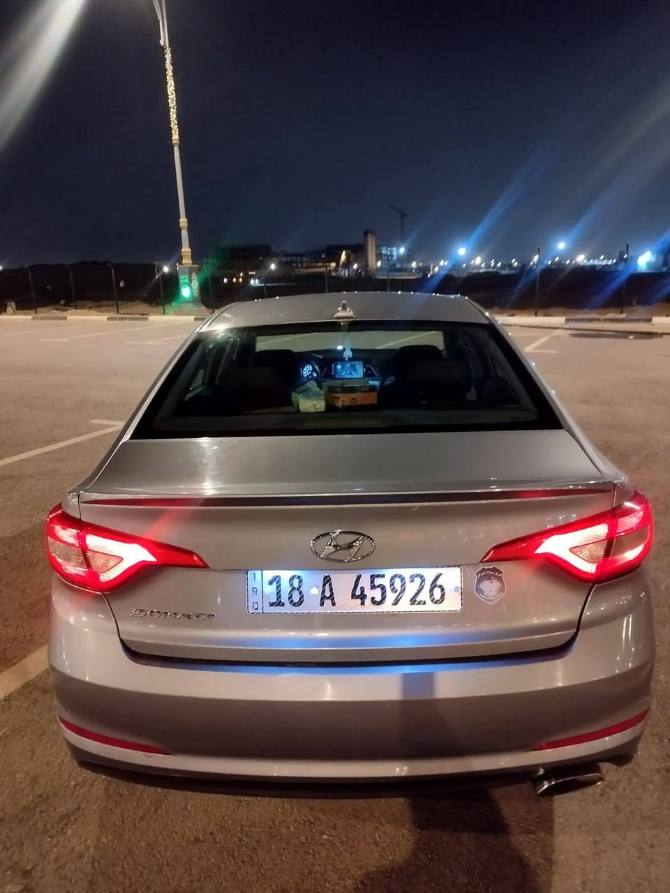 سوناته موديل 2015 رقم بابل وارد امريكي  حادث سياره بنيد وجاملغ وبيه  باب الوره وجاملغ خلفي صبغ فقط كير محرك تبريد مكفوال حداديه جديده موصفات السياره شاشه كامره خلفيه تحكم ستيرن جهتين حجم المحرك 2400جداي السعر112 رقم الهاتف ***********
