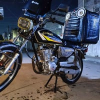 دراجه سيفان 5 كير شغاله نكرة سلف مداريها بالدهن دراجه كلش حلوة ونضيفه ...