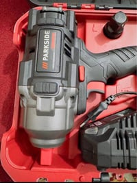 ١٨٠ • الكترونيات