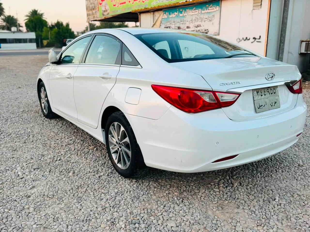 السلام عليكم
سوناتا 2014 خليجي قطعة وحدة صبغ فقط بدون فتح 

جاملغ امامي فقط 

محرك 2400 مكفول
كير مكفول 
موصفات الخليجي معروفة 
كلشي جاهز وكلشي شغال

ماشية 168 الف 

ماكو سوناتا 2014 بهيج سعر
 122 سعر نهائي مال بيع

*********** مكاني بابل
