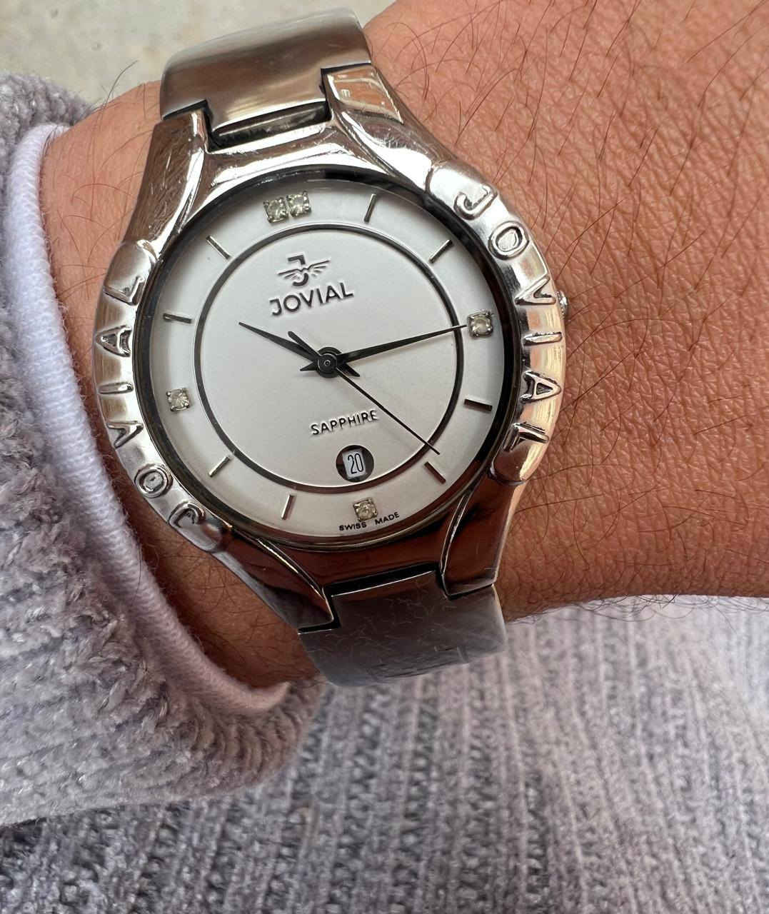 بسم الله 
جوفيال كلاسيك ، سويسري الصنع ، مقاس ٣٨ مللي ، نتيجة ، بطارية ، زجاج زفير ضد الخدش للتواصل 01278276054


**إذا كنت صاحب هذا الإعلان وتريد حذفه لأي سبب، رجاءا أرسل رسالة إلى الدعم الفني**