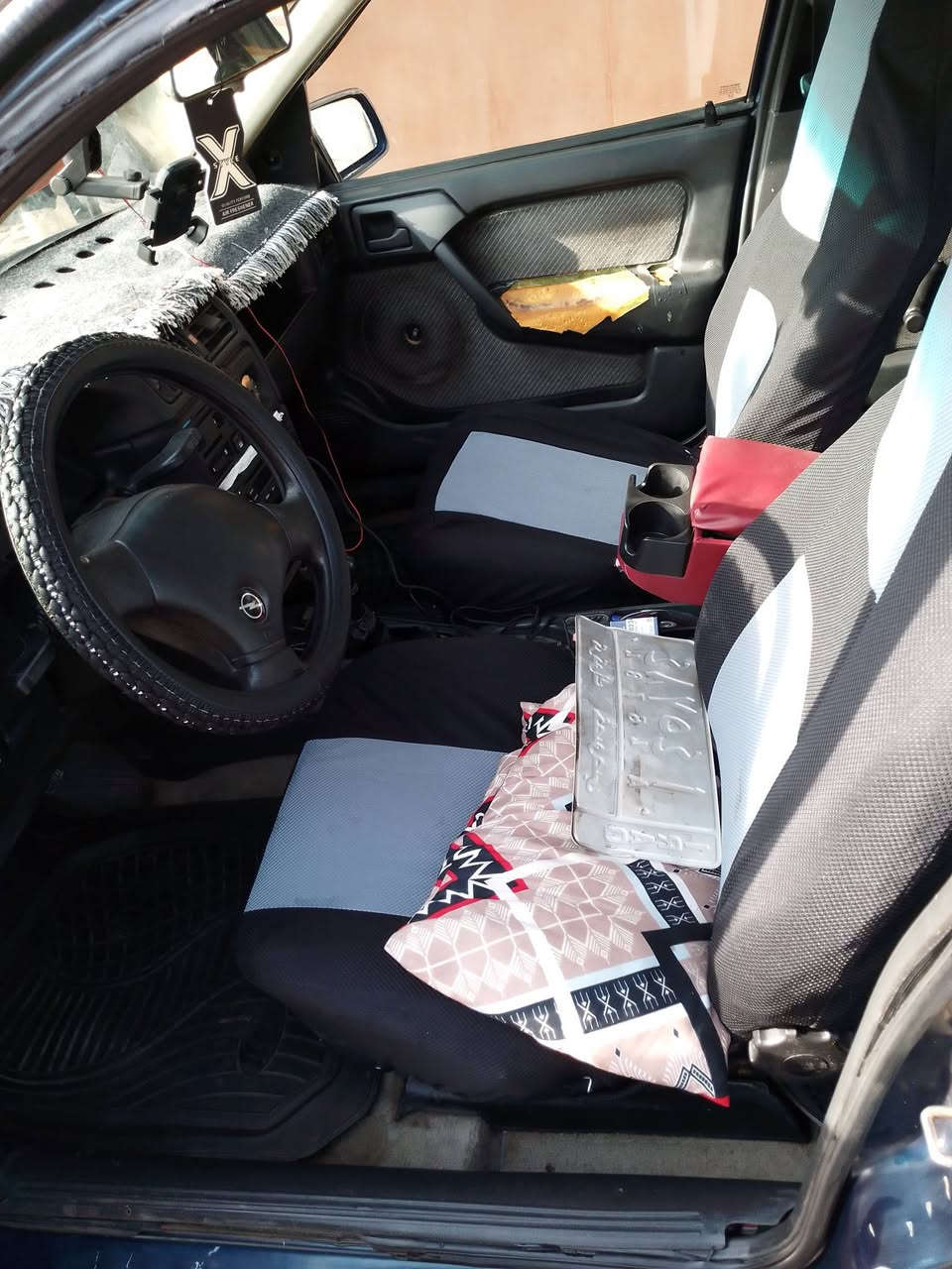 سلام عليكم اوبل فكترا موديل 1992 كير محرك شرط 38 وبيه مجال اتصل ودلل واتس ***********
اتصل ***********
